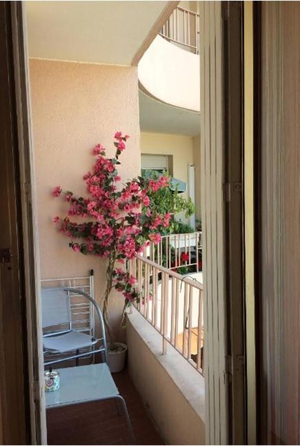Studios A Golfe Juan Exterior foto