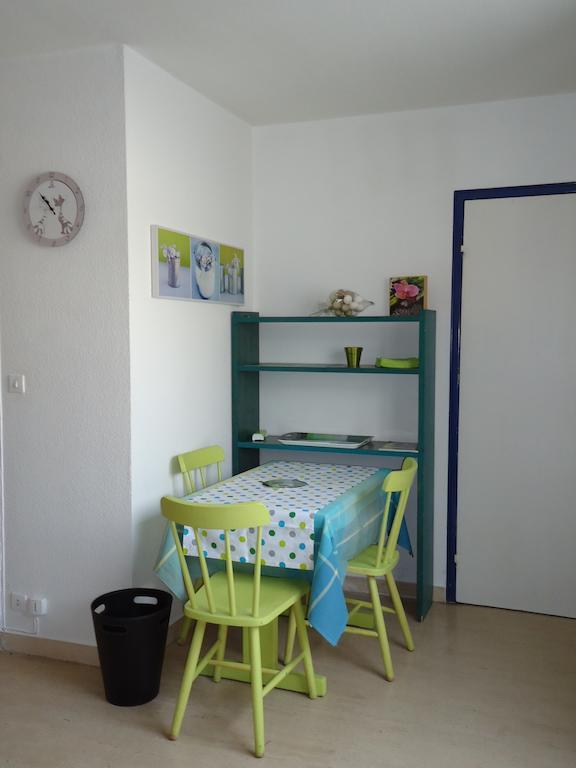 Studios A Golfe Juan Cameră foto